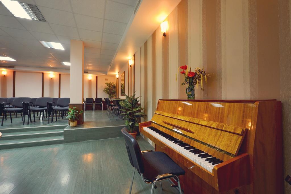 Hotel Fenerite Gabrova Dış mekan fotoğraf